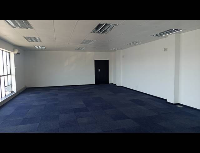 2,000M² WAREHOUSE TO LET IN MAITLAND